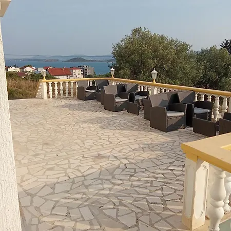 Na Moru Sveti Petar (Zadar)